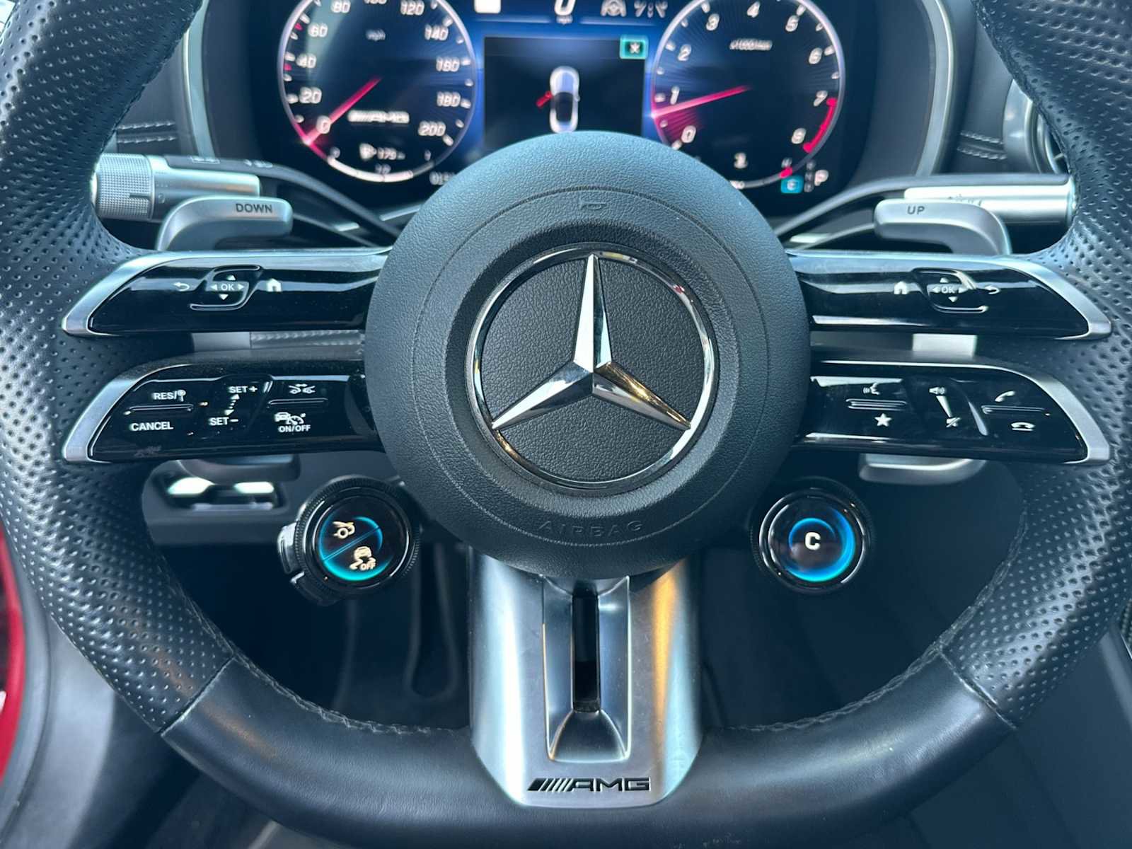 Used 2022 Mercedes-Benz SL 55 AMG 4MATIC image 25