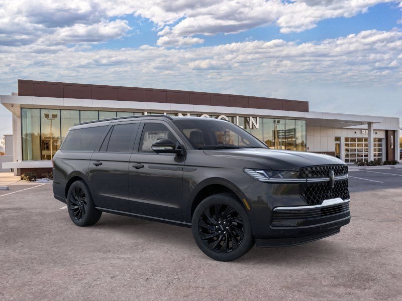 New 2026 Lincoln Navigator L Reserve w/ Jet Appearance Package AWD/4WD image 7