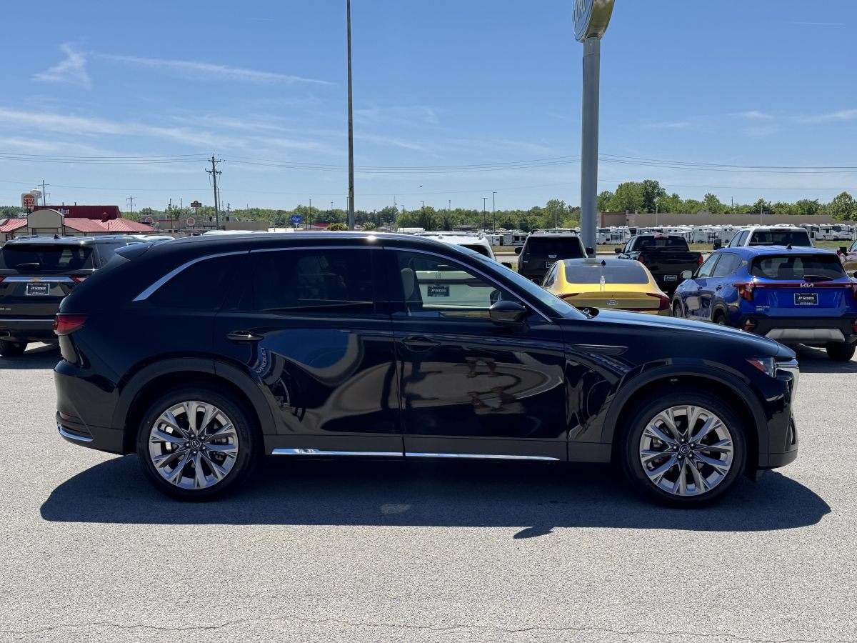 Used 2024 MAZDA CX-90 3.3 Turbo w/ Premium Package AWD/4WD image 4