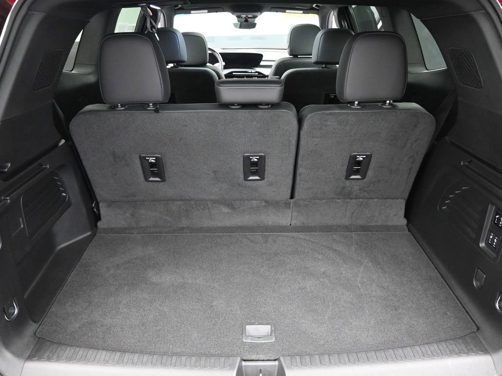 Certified 2025 Buick Enclave Avenir w/ Super Cruise Package image 11