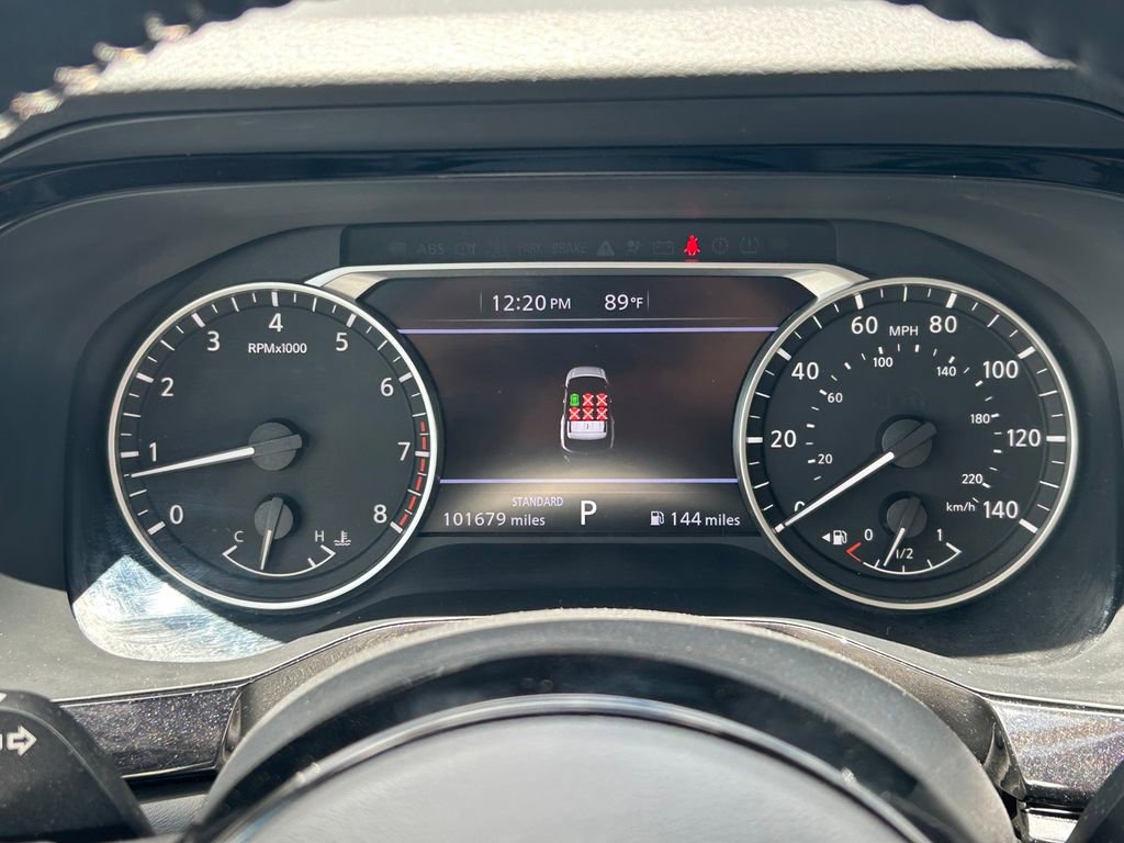 Used 2022 Nissan Pathfinder SV FWD image 32