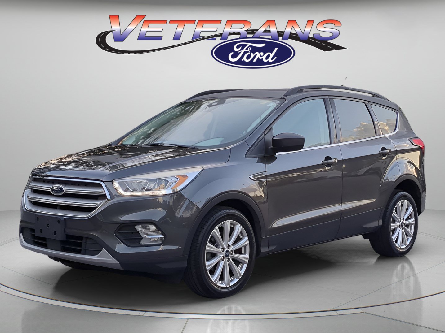 Certified 2019 Ford Escape SEL FWD image 1