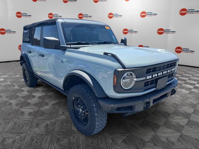 Used 2022 Ford Bronco Black Diamond image 5