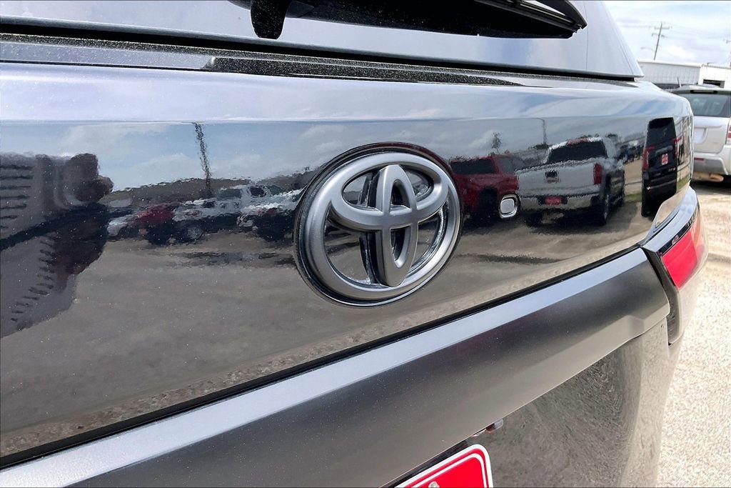 Used 2024 Toyota Sequoia TRD Pro AWD/4WD image 27