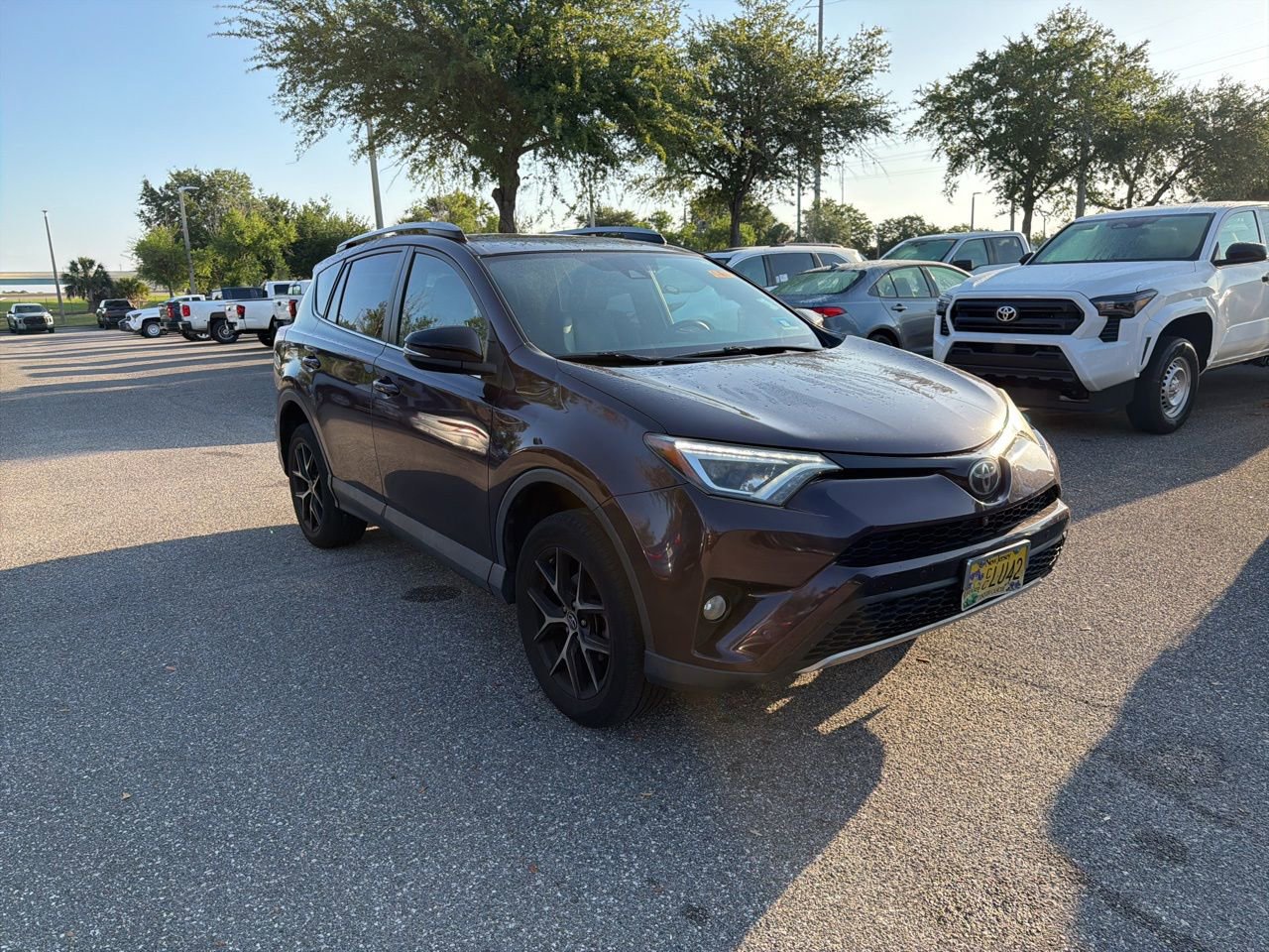 Used 2018 Toyota RAV4 SE w/ Advanced Technology Package AWD/4WD image 7