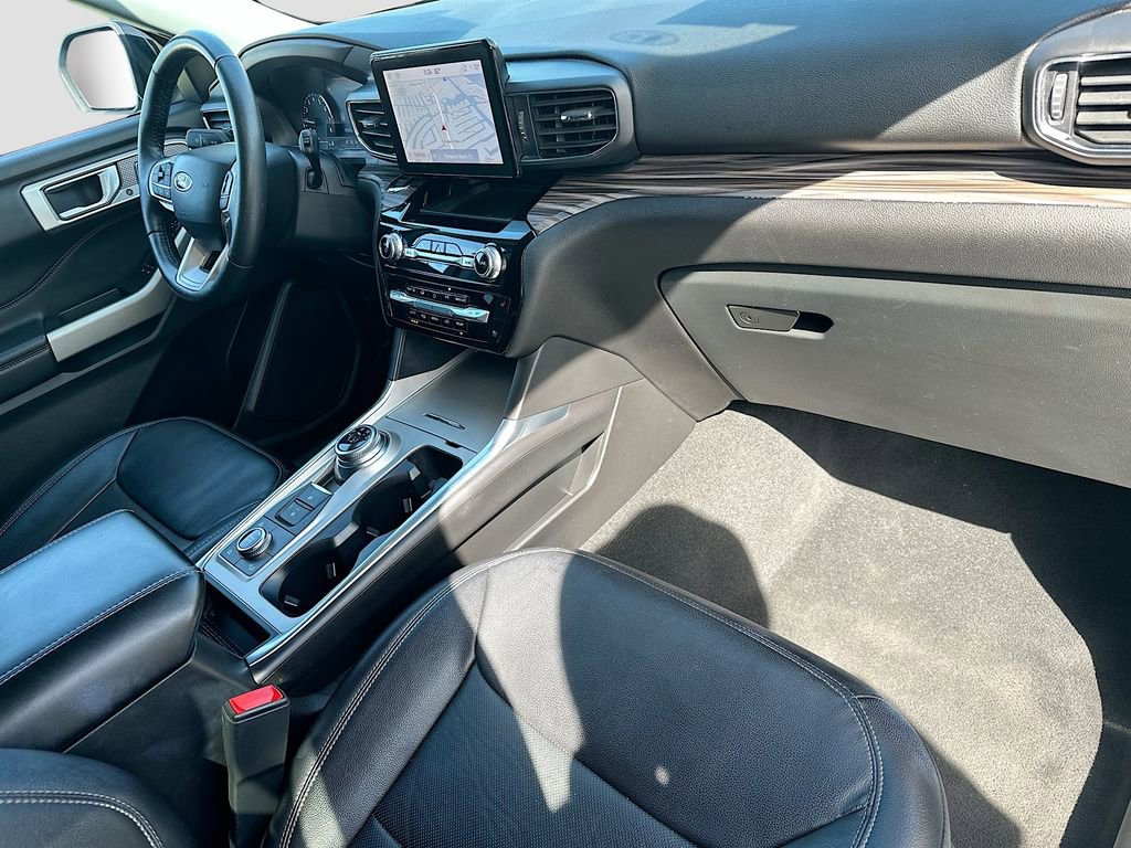Used 2023 Ford Explorer Limited image 36