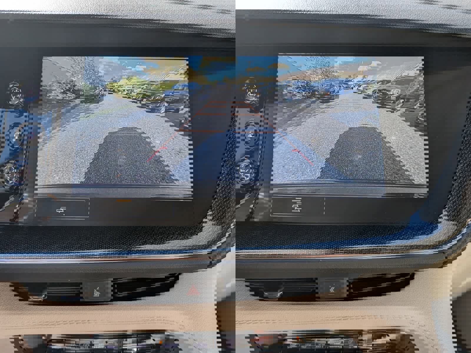 Certified 2021 Buick Envision Essence image 27