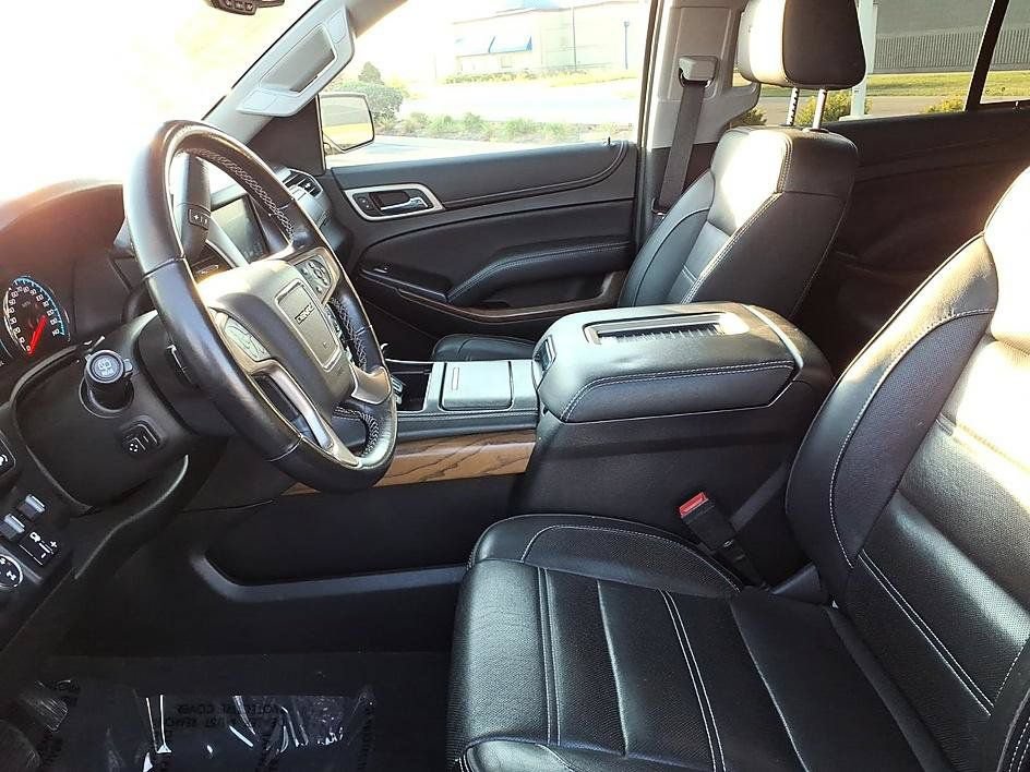 Used 2020 GMC Yukon Denali AWD/4WD image 16