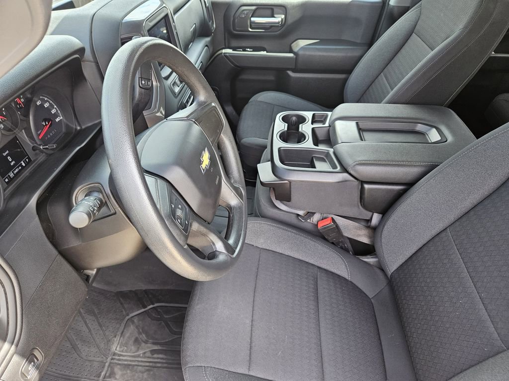 Used 2022 Chevrolet Silverado 2500 Custom w/ Custom Convenience Package image 19