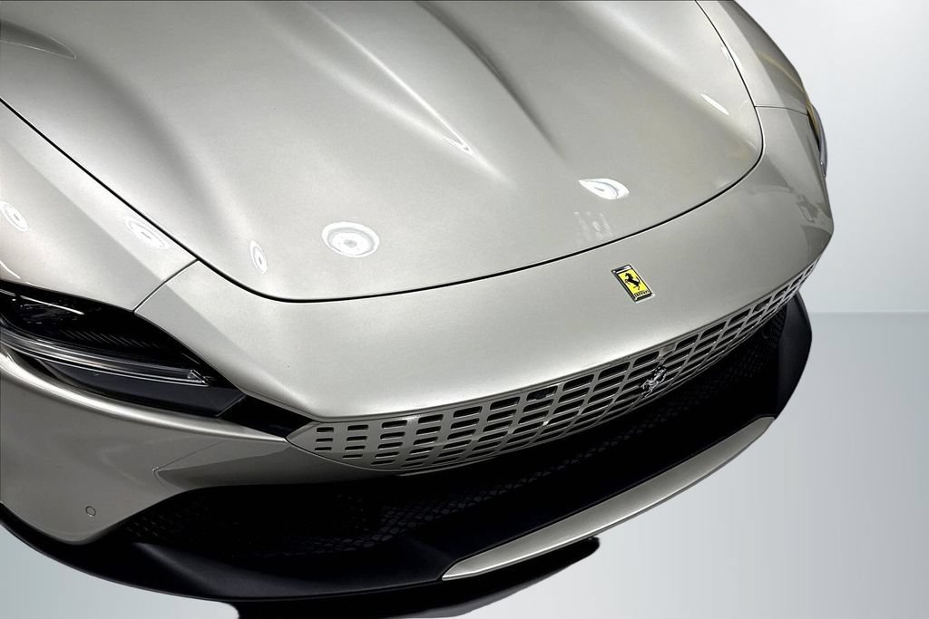 Used 2021 Ferrari Roma RWD image 29