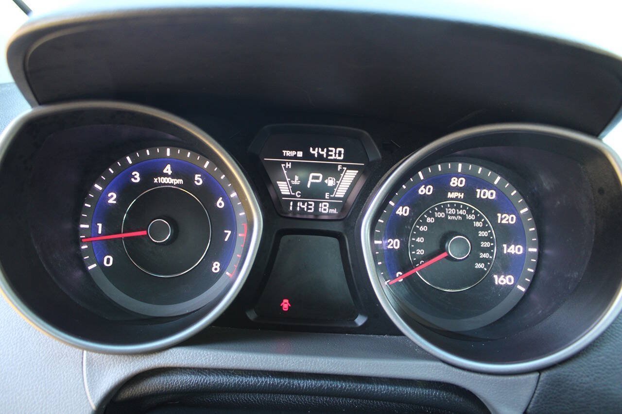Used 2015 Hyundai Elantra SE FWD image 23