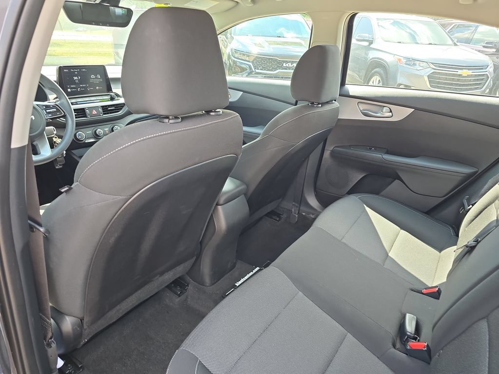 Certified 2023 Kia Forte LXS w/ LXS Technology Package FWD image 22