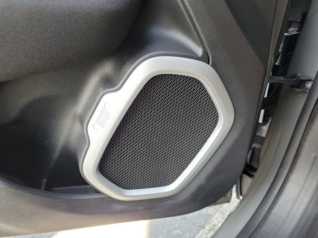 Used 2019 Jeep Renegade Sport image 29