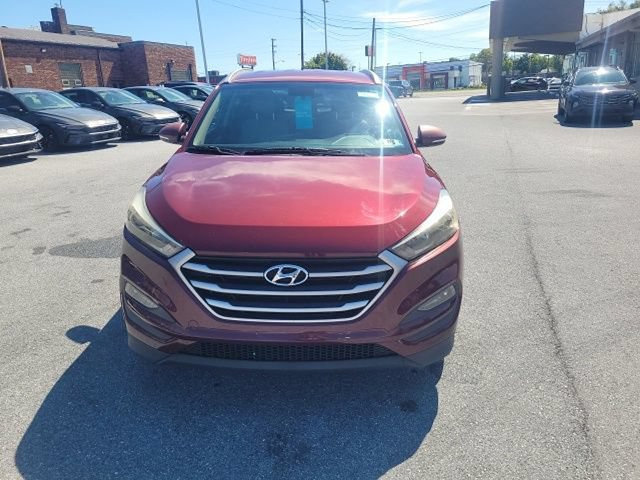 Used 2017 Hyundai Tucson SE Plus AWD/4WD image 16
