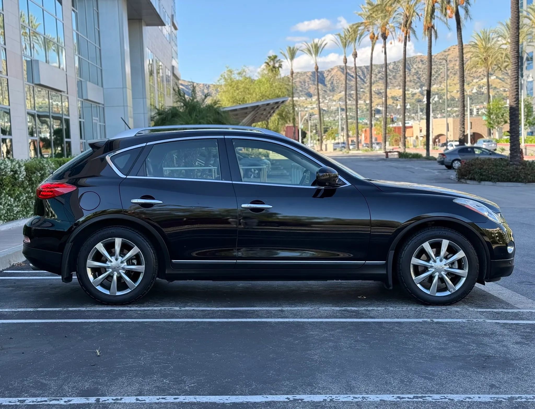 Used 2013 INFINITI EX37 Journey w/ Premium Pkg AWD/4WD image 6