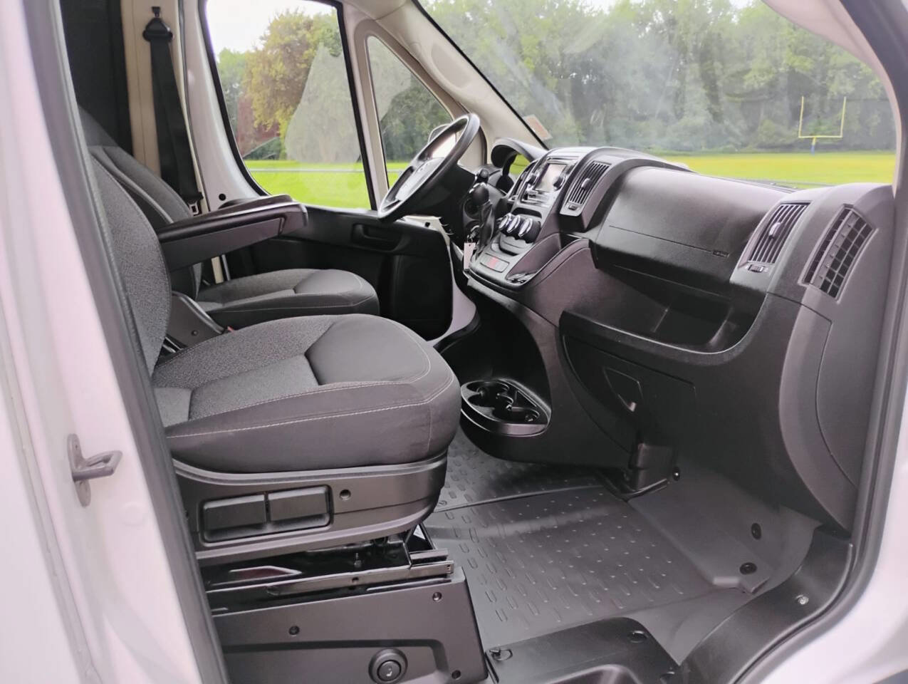 Used 2017 RAM ProMaster 1500 FWD image 10
