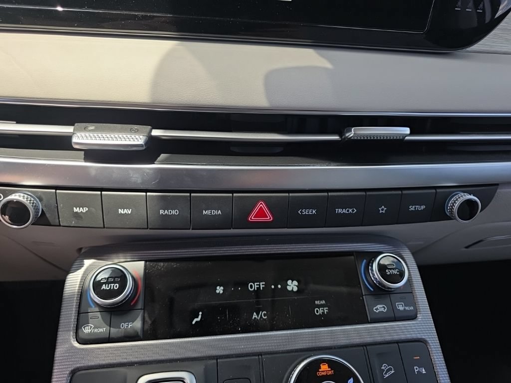 Used 2025 Hyundai Palisade Calligraphy AWD/4WD image 15