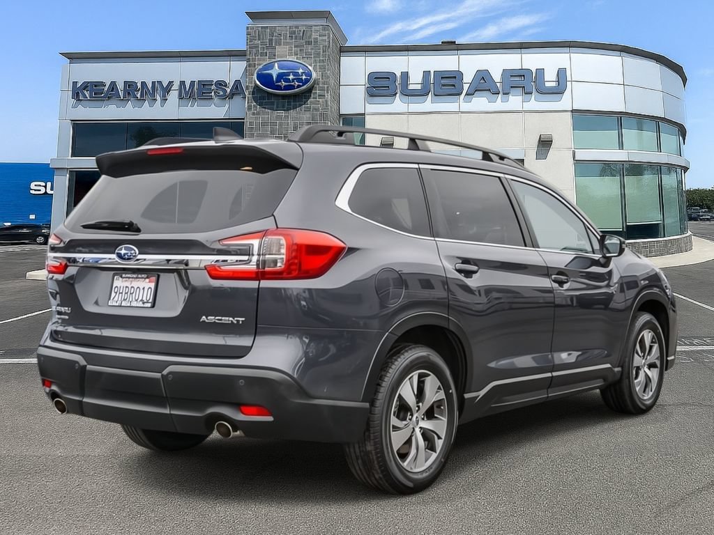 Used 2023 Subaru Ascent Premium w/ Convenience Package AWD/4WD image 6