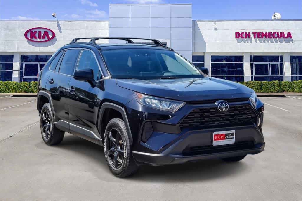Used 2020 Toyota RAV4 LE w/ Carpet Mat Package FWD image 3