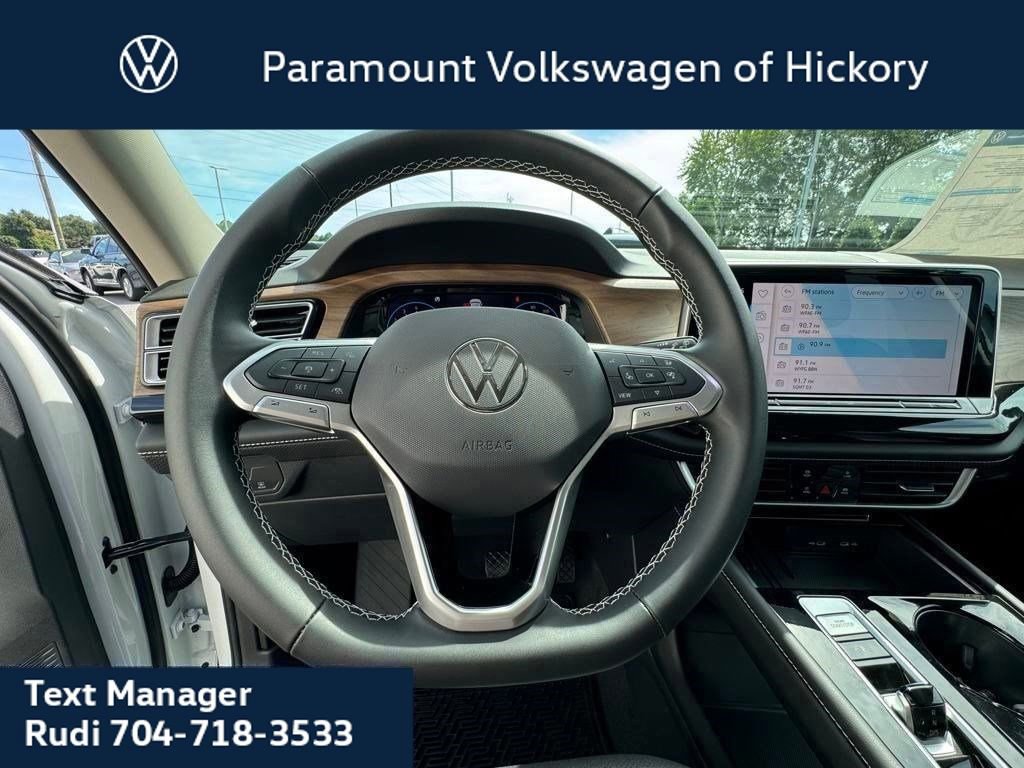 New 2026 Volkswagen Atlas SE image 8