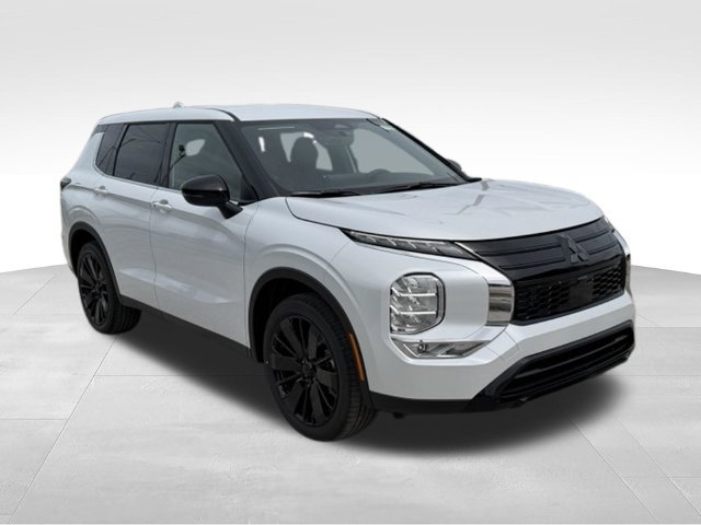 New 2026 Mitsubishi Outlander LE FWD image 7