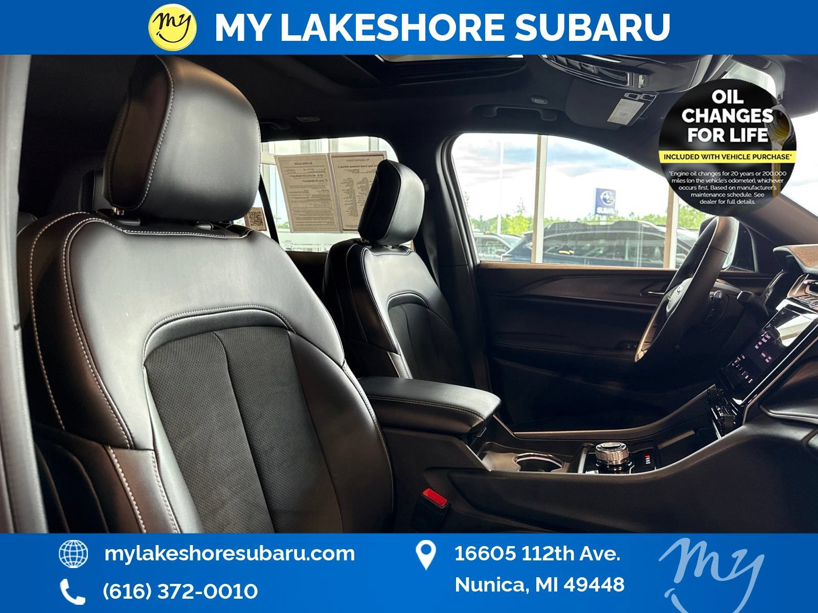 Used 2025 Jeep Grand Cherokee Altitude AWD/4WD image 34