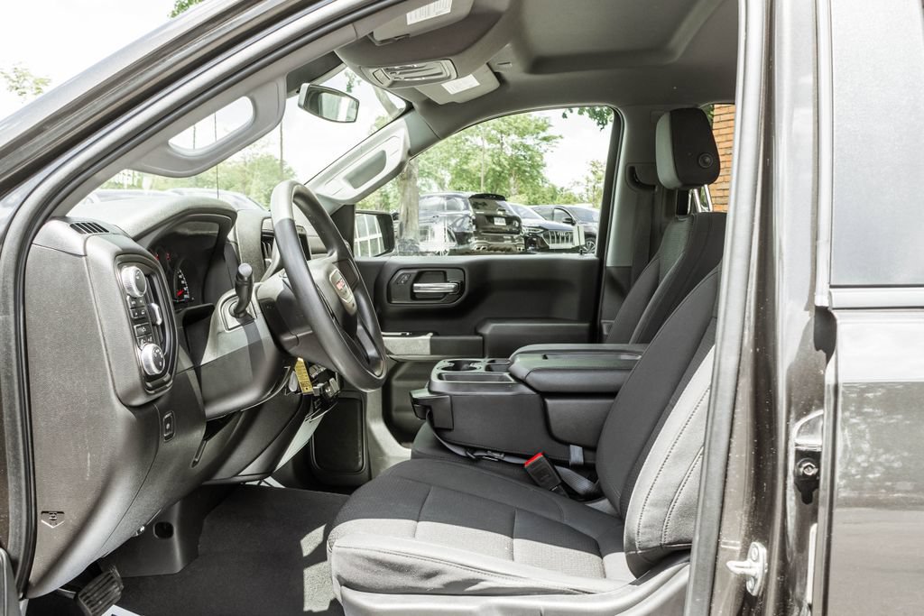Used 2021 GMC Sierra 1500 4x4 Crew Cab w/ Sierra Value Package image 23