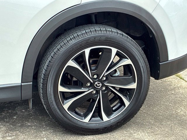 Used 2023 MAZDA CX-5 AWD 2.5 S w/ Premium Package image 12