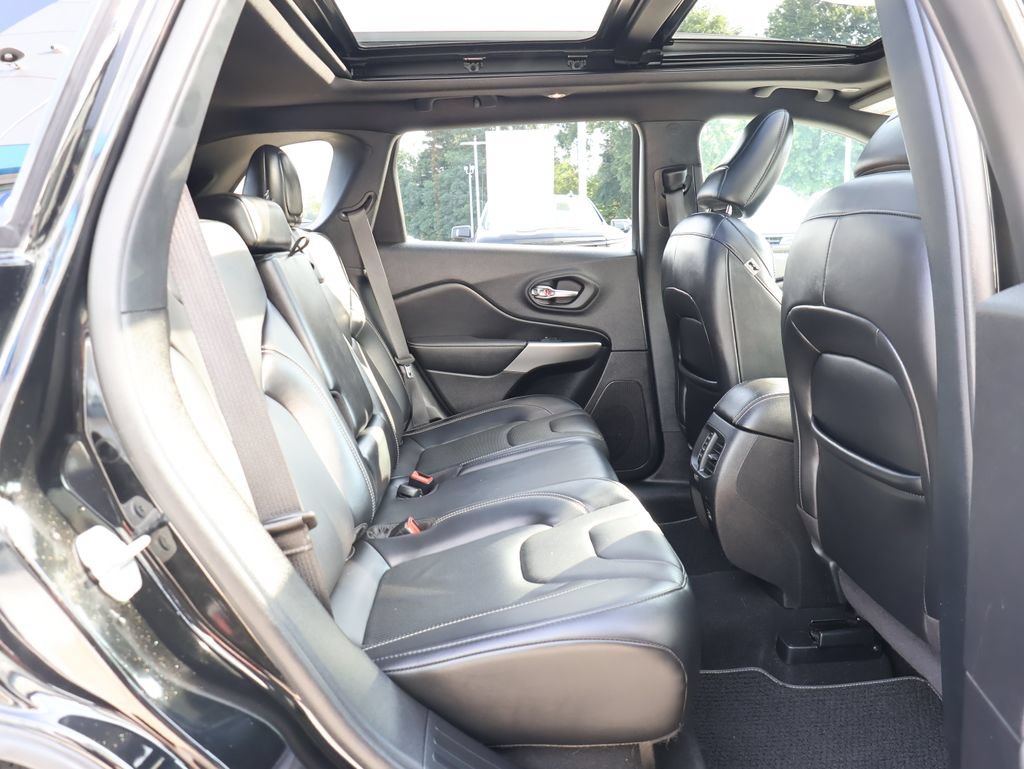 Used 2021 Jeep Cherokee Latitude Lux 80th Anniv w/ Quick Order Package 26U 80TH AWD/4WD image 31