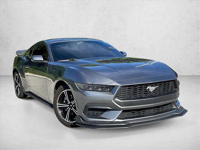Used 2025 Ford Mustang Coupe RWD image 11