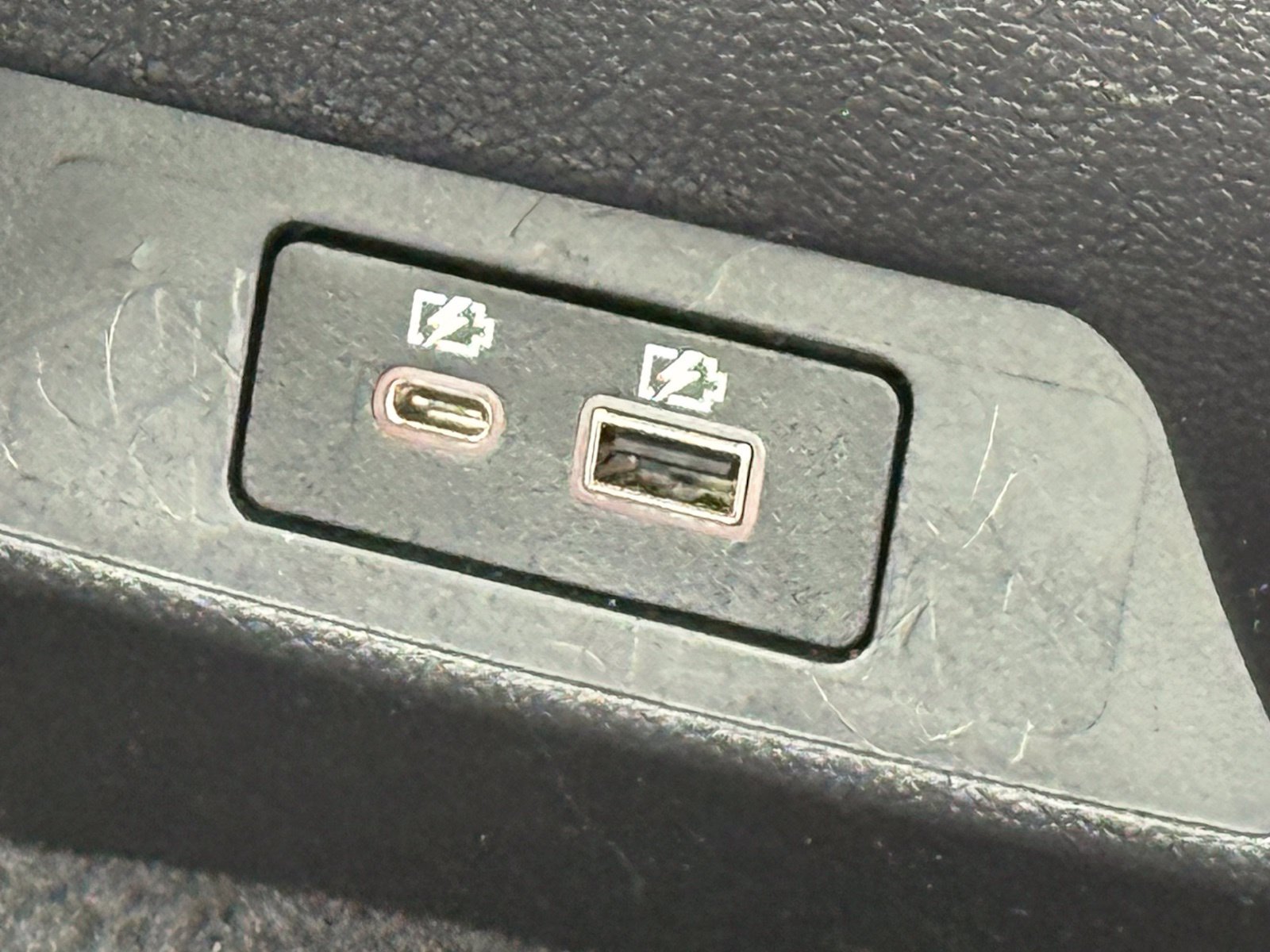 Used 2025 Nissan Altima 2.5 SV FWD image 17