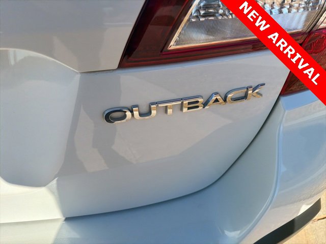 Used 2019 Subaru Outback 2.5i Premium image 6