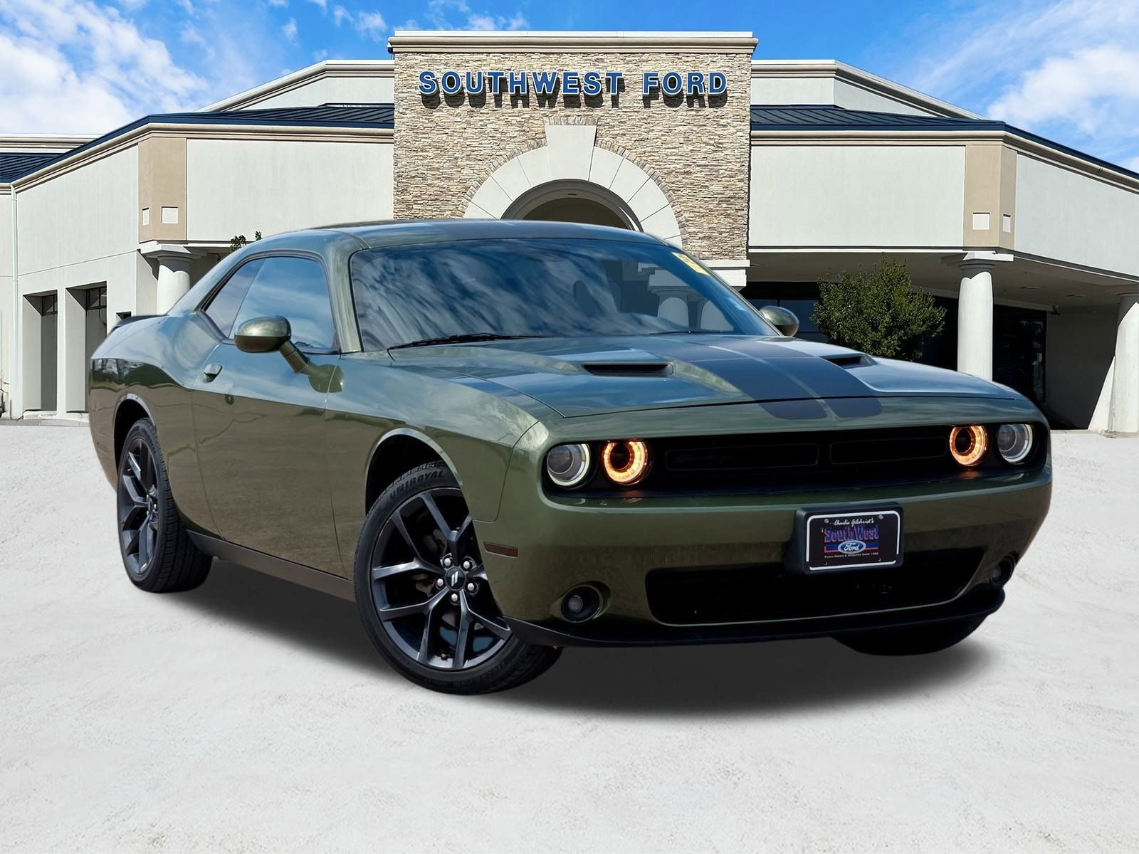Used 2019 Dodge Challenger SXT w/ Blacktop Package