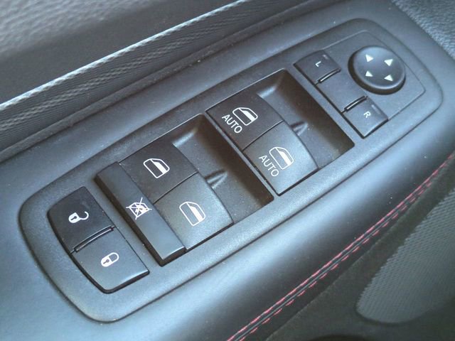 Used 2024 Dodge Durango GT RWD image 25