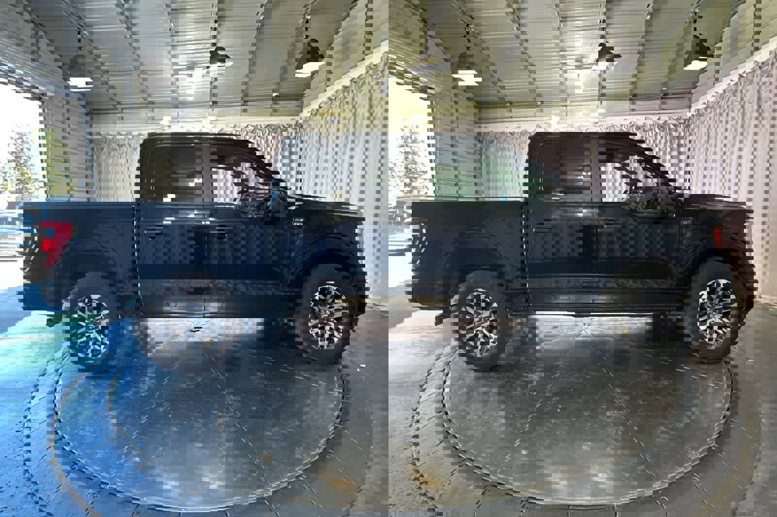 Used 2022 Ford F150 XL w/ STX Appearance Package image 9