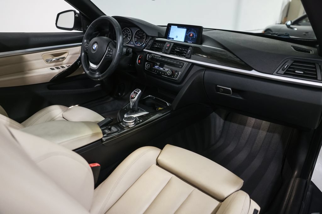 Used 2017 BMW 440i Convertible RWD image 23