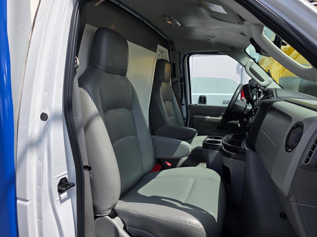 Used 2023 Ford E-350 and Econoline 350 Super Duty w/ Power Windows & Locks Group RWD image 9