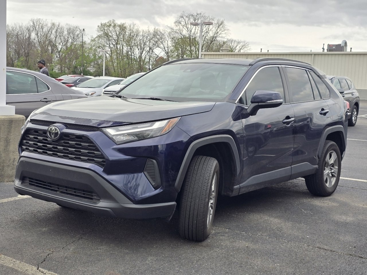 Used 2023 Toyota RAV4 XLE w/ Convenience Package image 3