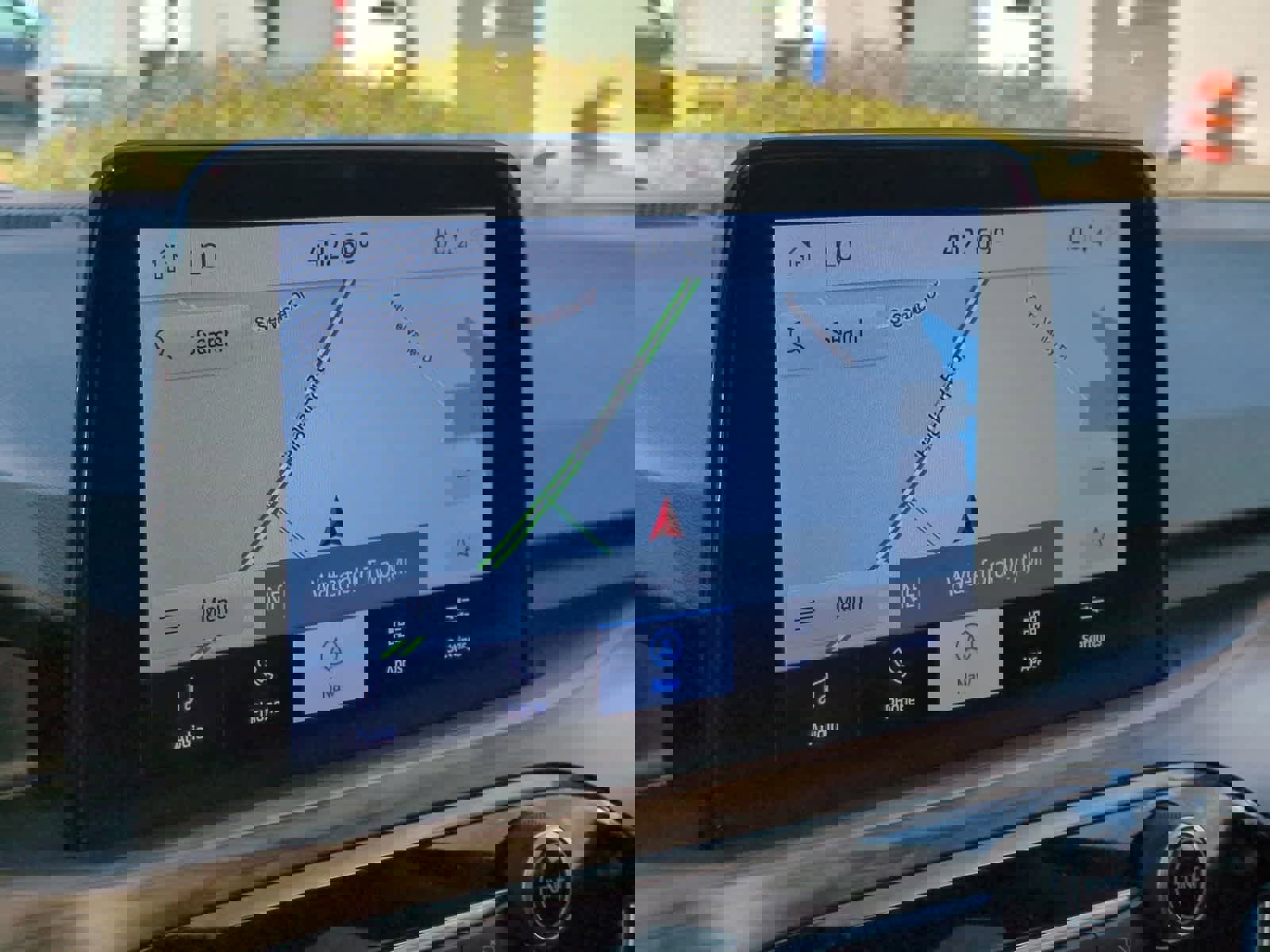 Used 2020 Ford Escape Titanium image 30