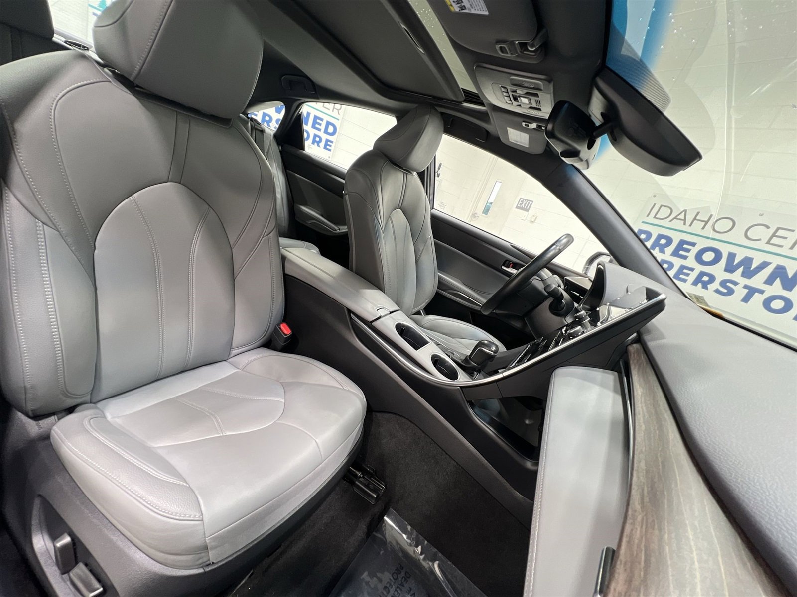 Used 2021 Toyota Avalon XLE image 24