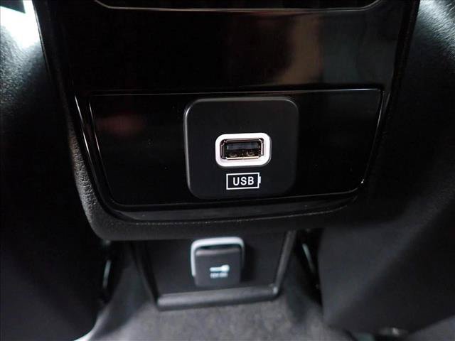 Used 2022 Jeep Compass Limited AWD/4WD image 10