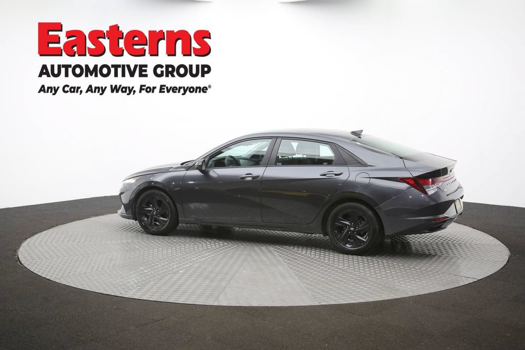 Used 2021 Hyundai Elantra SEL FWD image 61