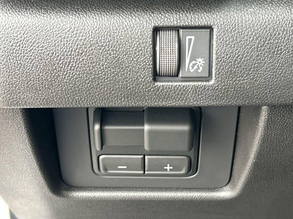 New 2026 GMC Canyon Denali AWD/4WD image 18