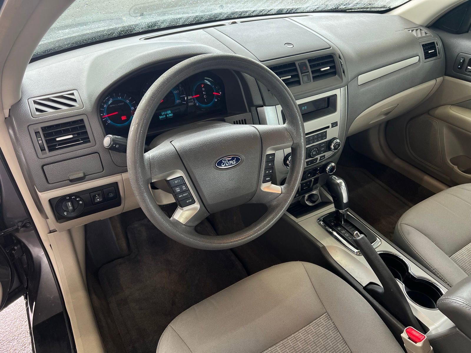 Used 2012 Ford Fusion SE image 11