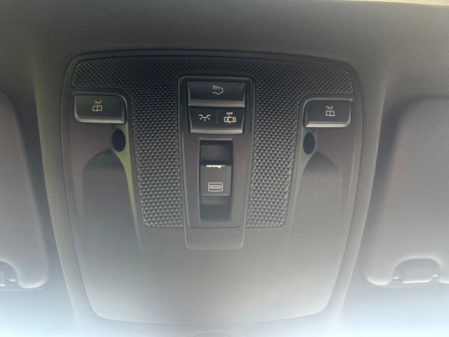 Used 2014 Mercedes-Benz CLA 250 image 38