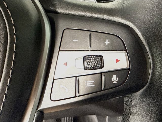 Used 2026 BMW X5 sDrive40i RWD image 14
