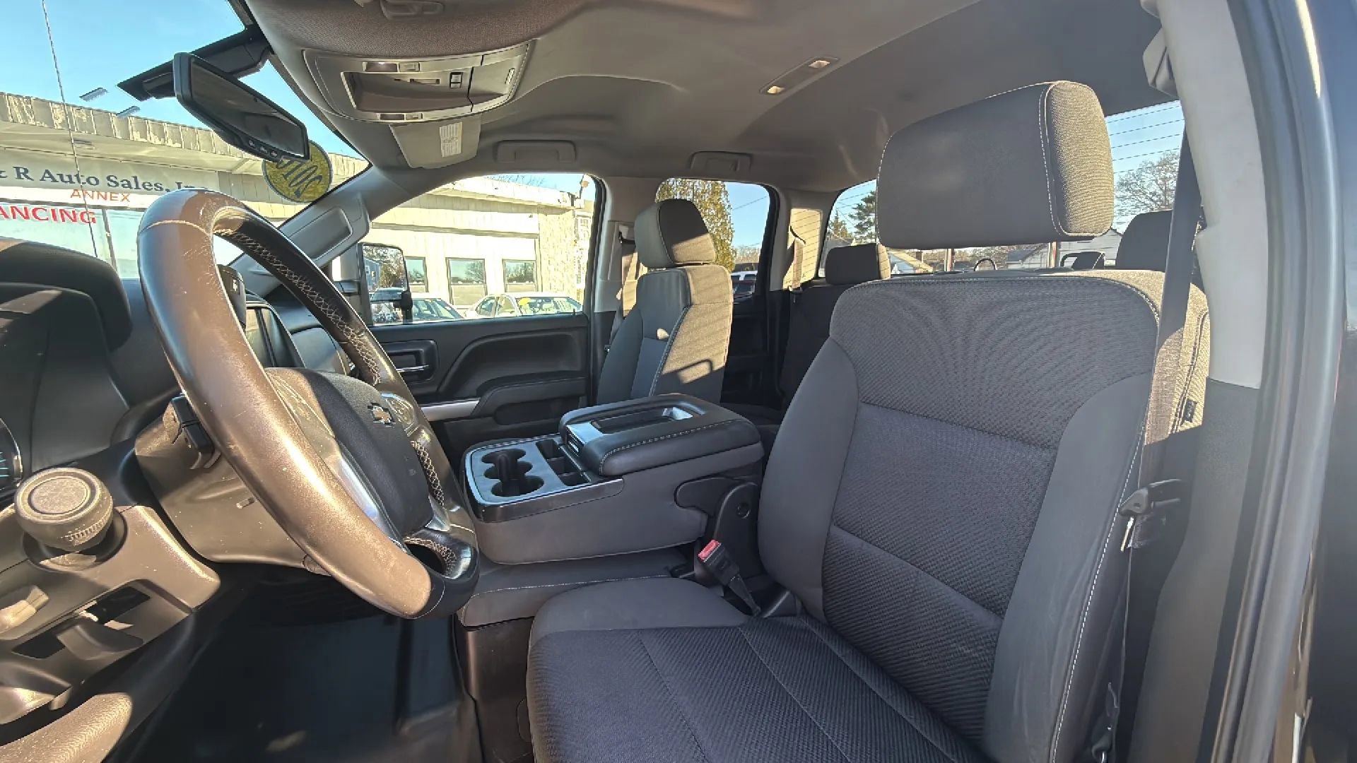 Used 2016 Chevrolet Silverado 2500 LT w/ LT Convenience Package image 17