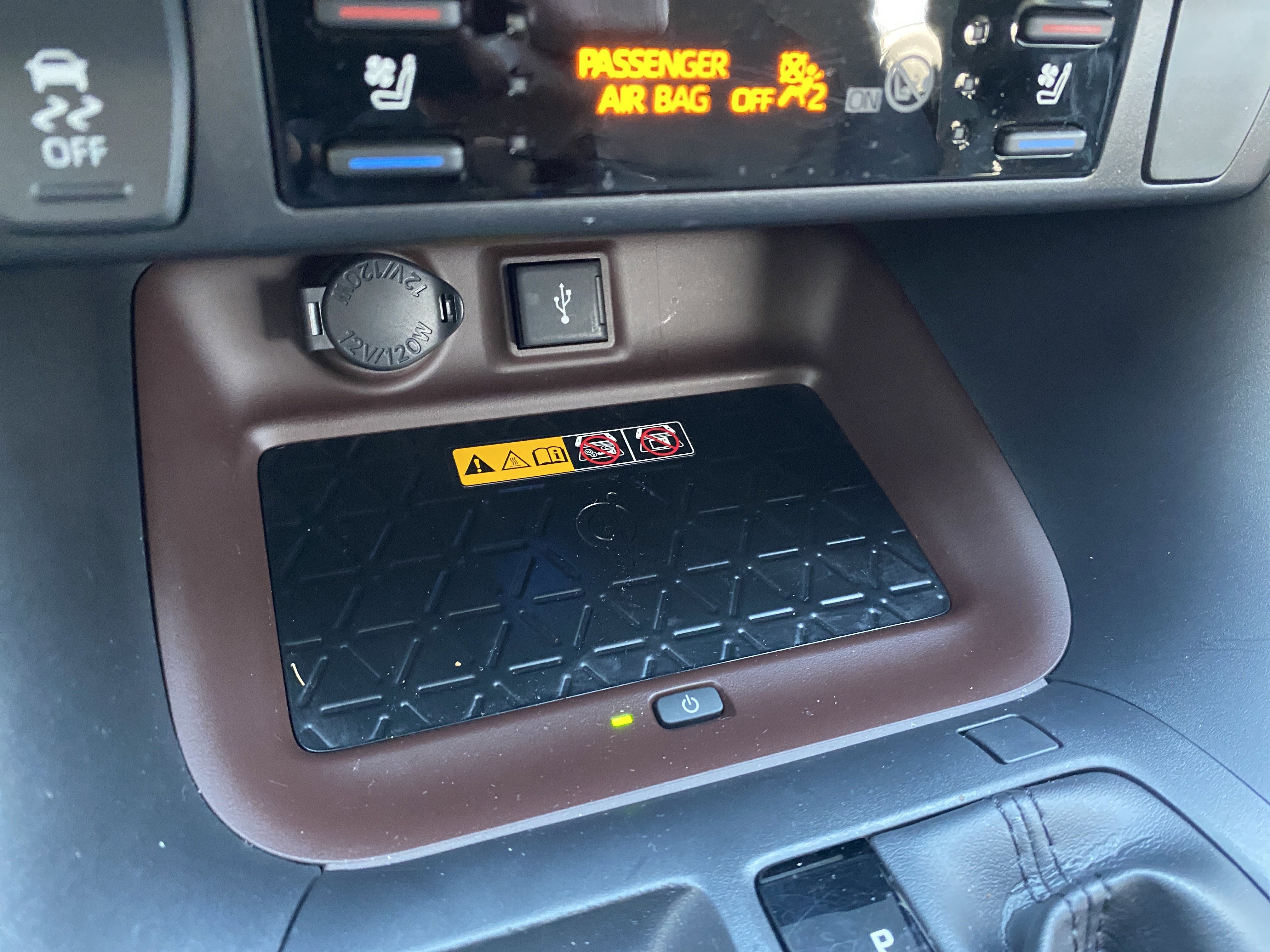 Used 2022 Toyota RAV4 Limited image 34