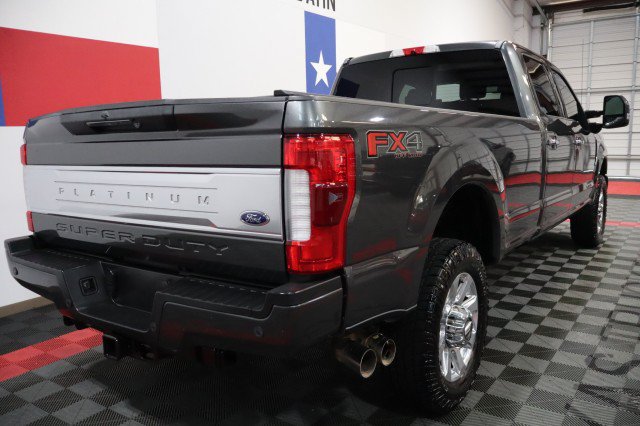 Used 2017 Ford F350 Platinum w/ Platinum Ultimate Package AWD/4WD image 17