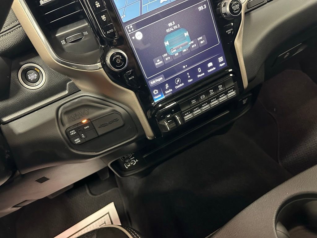 Used 2024 RAM 3500 Laramie image 36